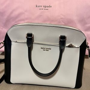 Kate Spade Pocketbook and duster. In excellent condition!